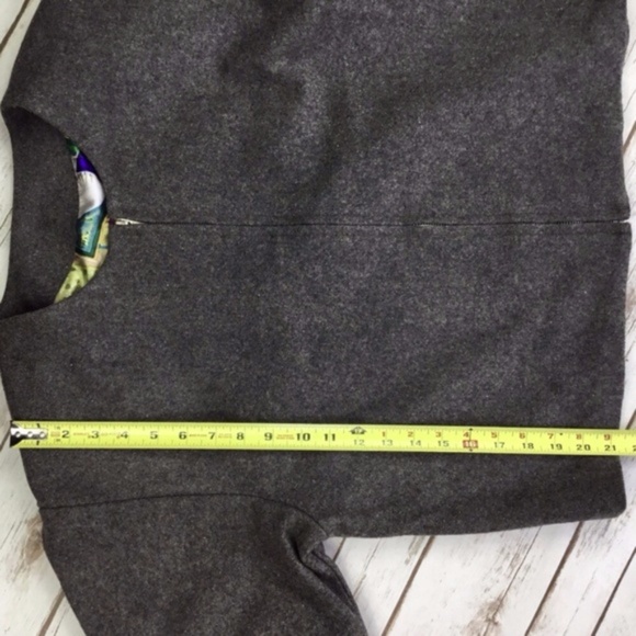 Vintage Grey Boxy Wool Jacket with Silk Lining - Picture 8 of 8